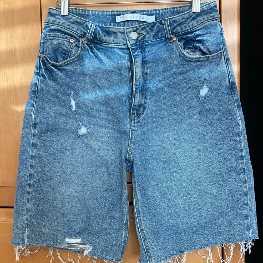 Tinseltown Women's Light Blue Distressed Denim Shorts